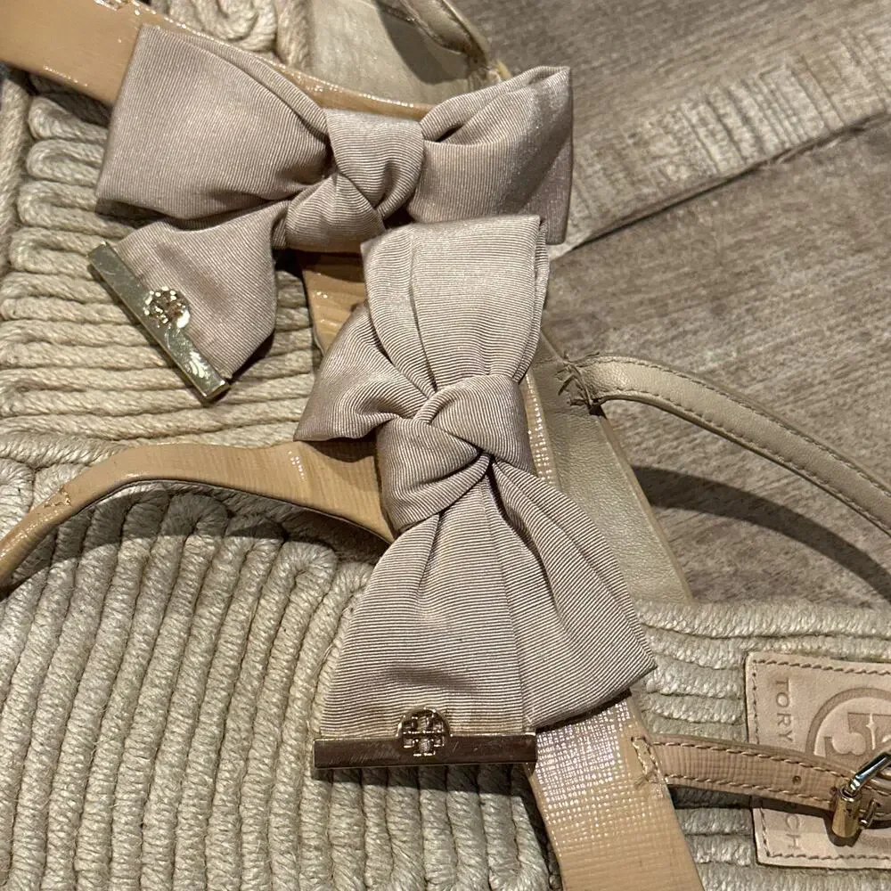 TORY BURCH Flat Thong Sandals 8